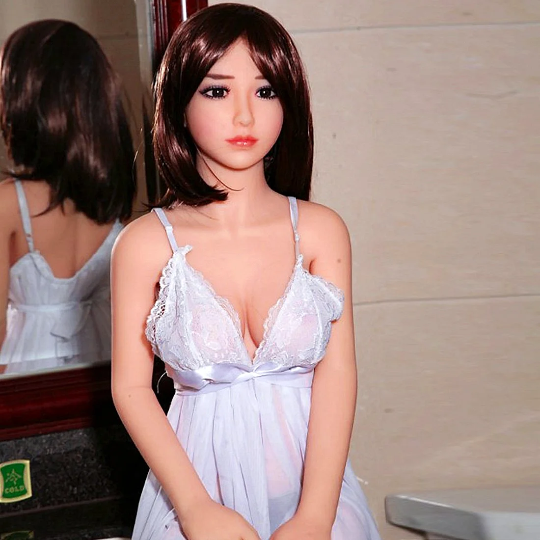 100 Cm Real Doll Wallpaper