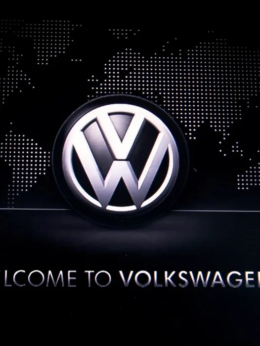 4K Volkswagen Logo Wallpaper