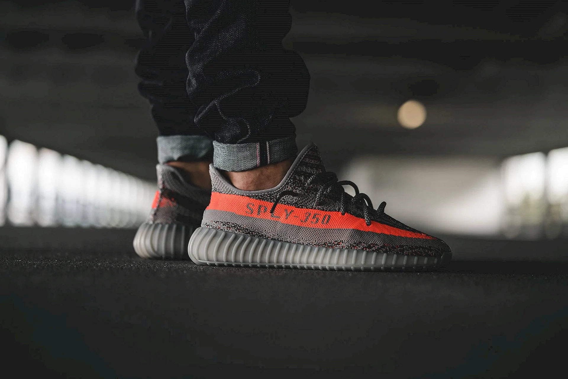 Adidas Yeezy Boost 350 V2 Beluga Reflective Wallpaper