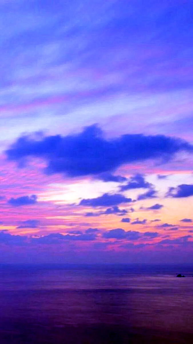 Aesthetic Purple Sky Wallpaper