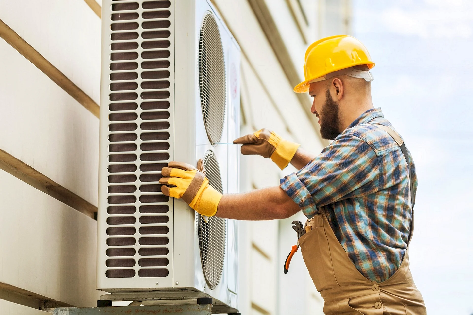 Air Conditioner Repair Wallpaper