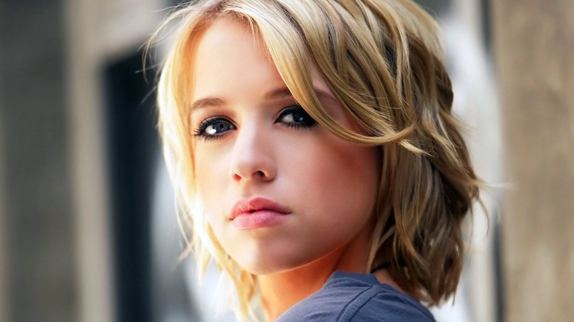 Alexz Johnson Wallpaper
