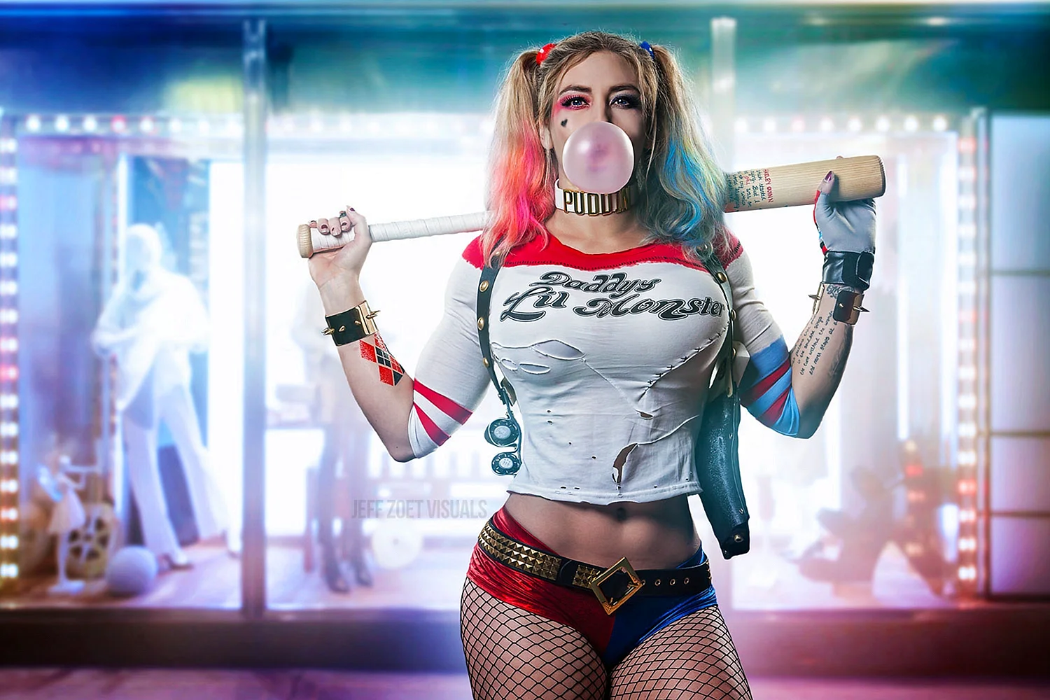 Alyssa Loughran Harley Quinn Wallpaper