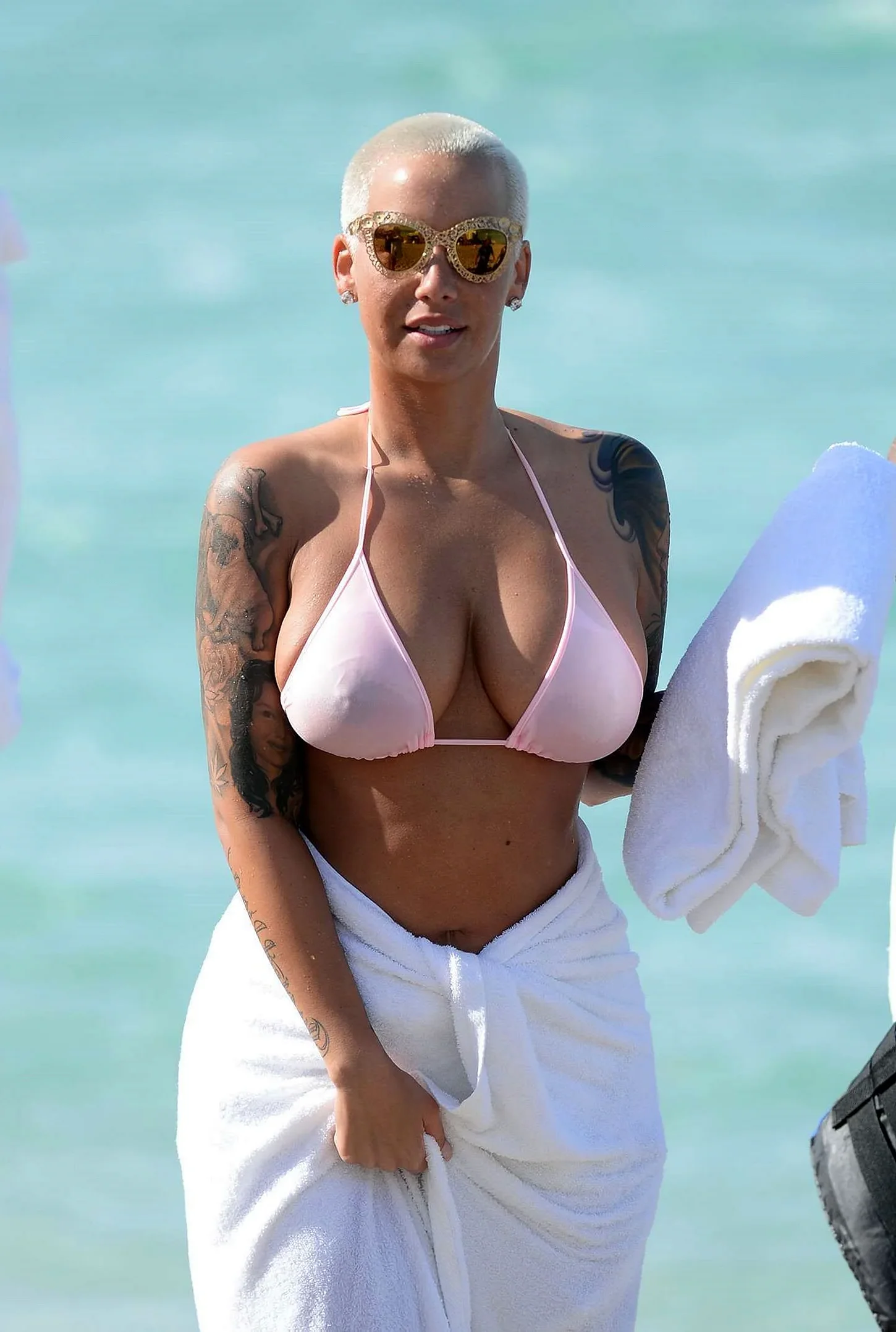 Amber Rose Wallpaper