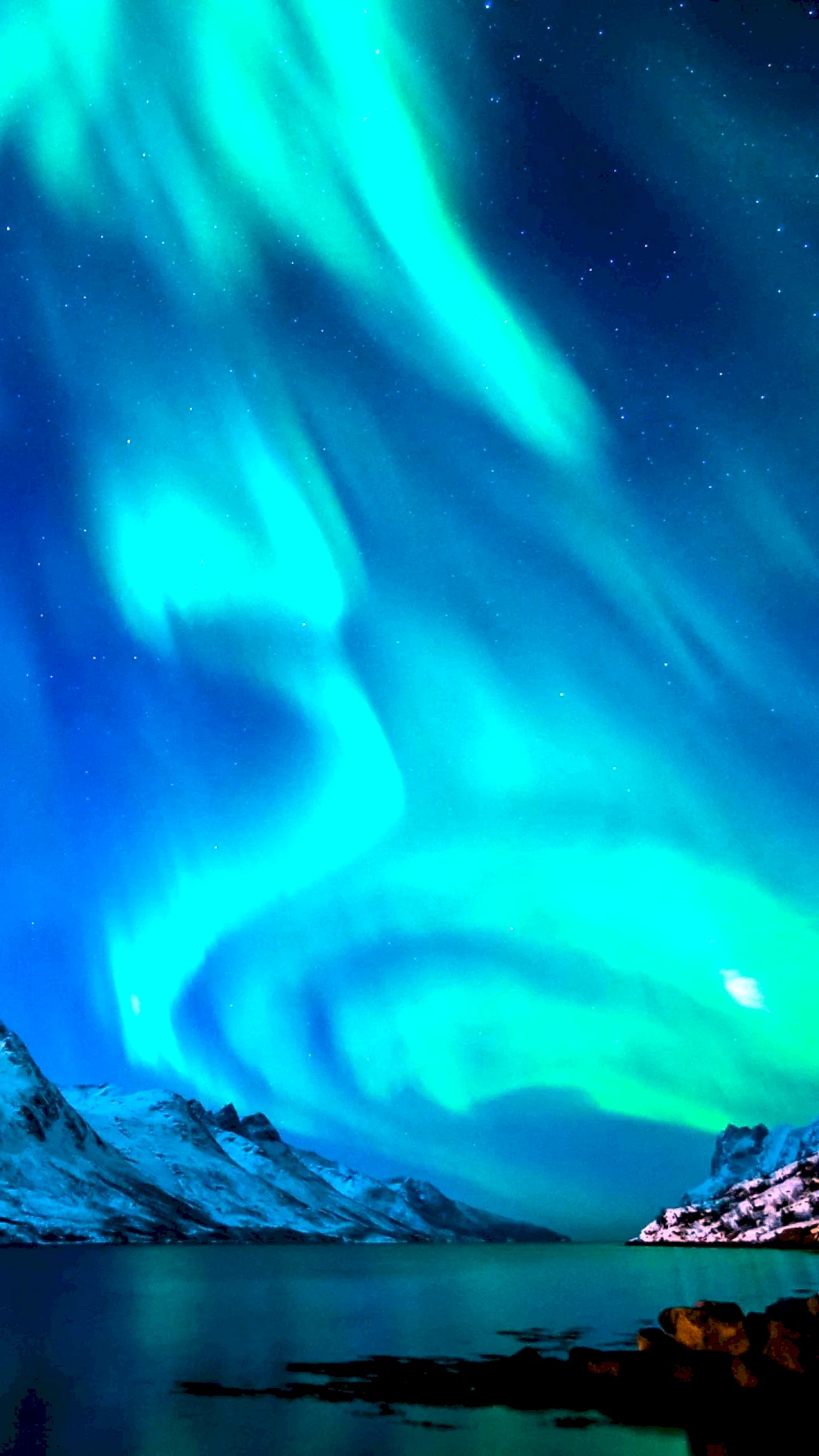 Aurora Borealis Wallpaper For iPhone