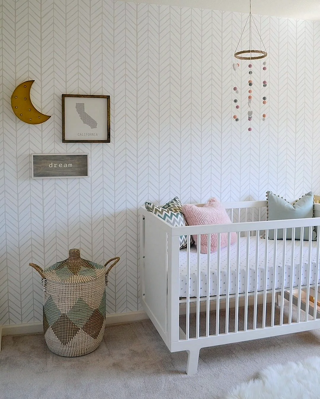 Baby Room Boo Wallpaper