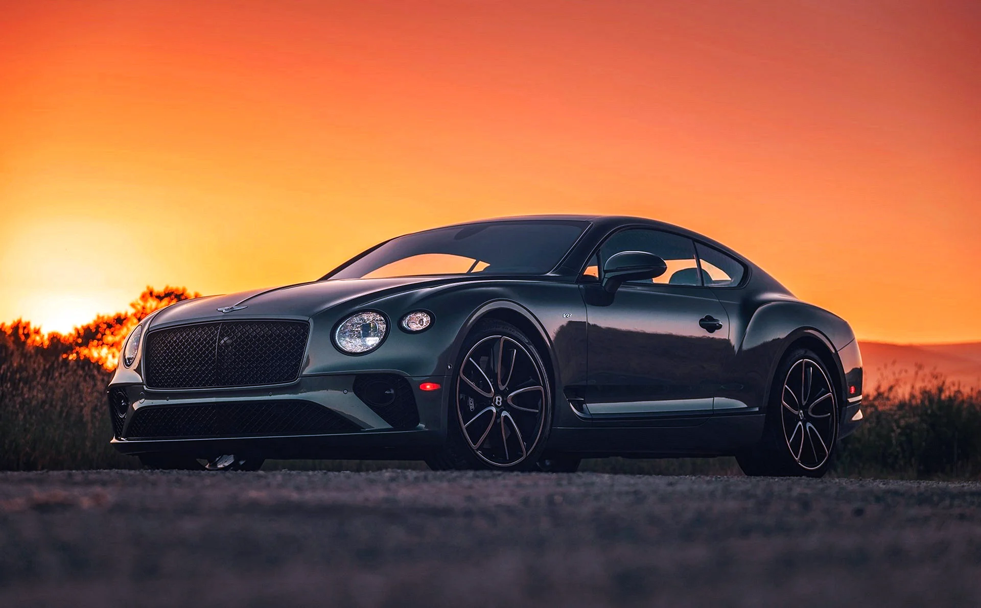 Bentley Continental Gt 8k Wallpaper