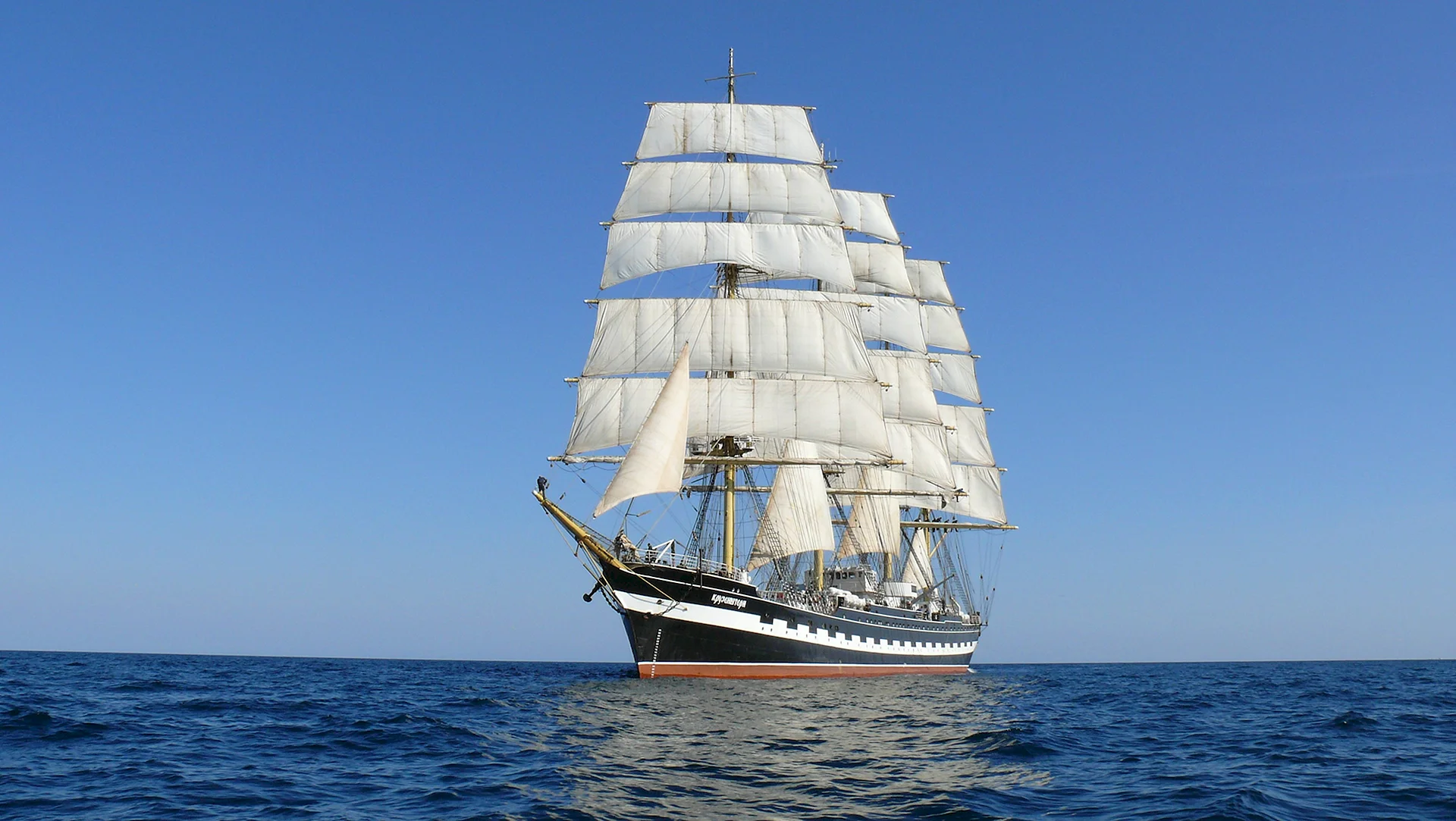 Big Sailing Ship Wallpaper