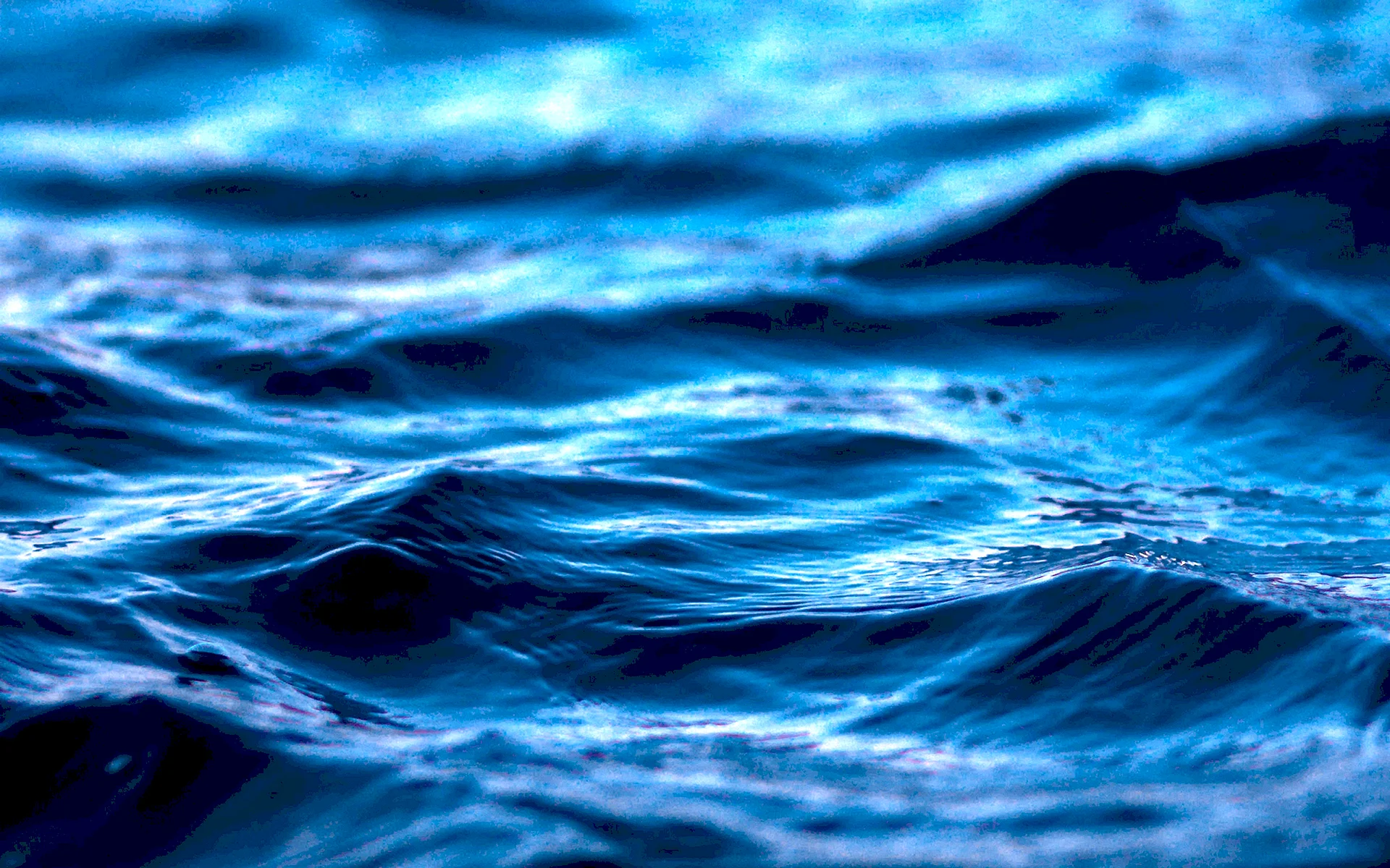 Blue Sea Waves Wallpaper