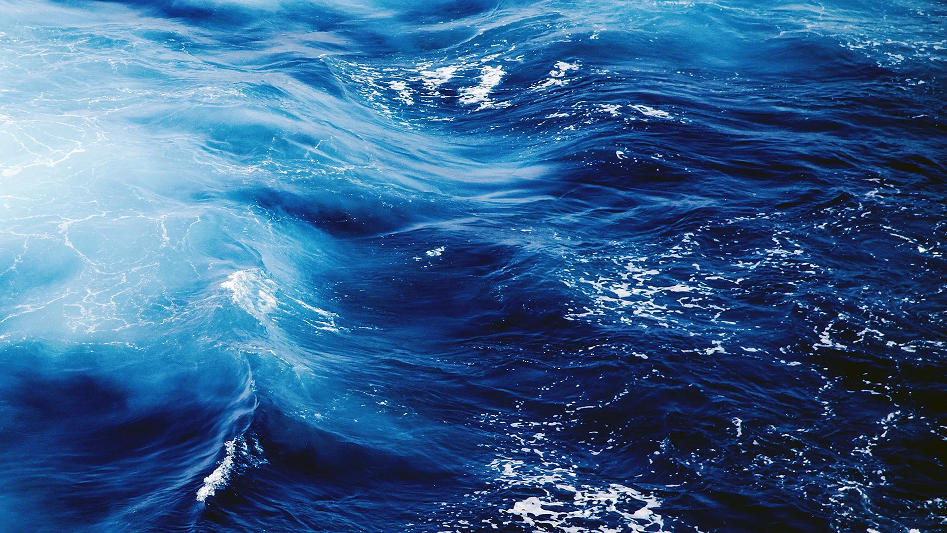 Blue Sea Waves Wallpaper