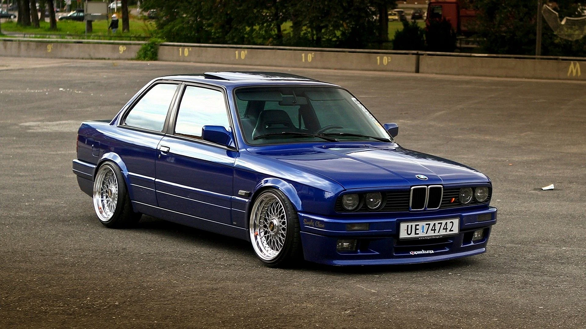 Bmw E30 Coupe Wallpaper