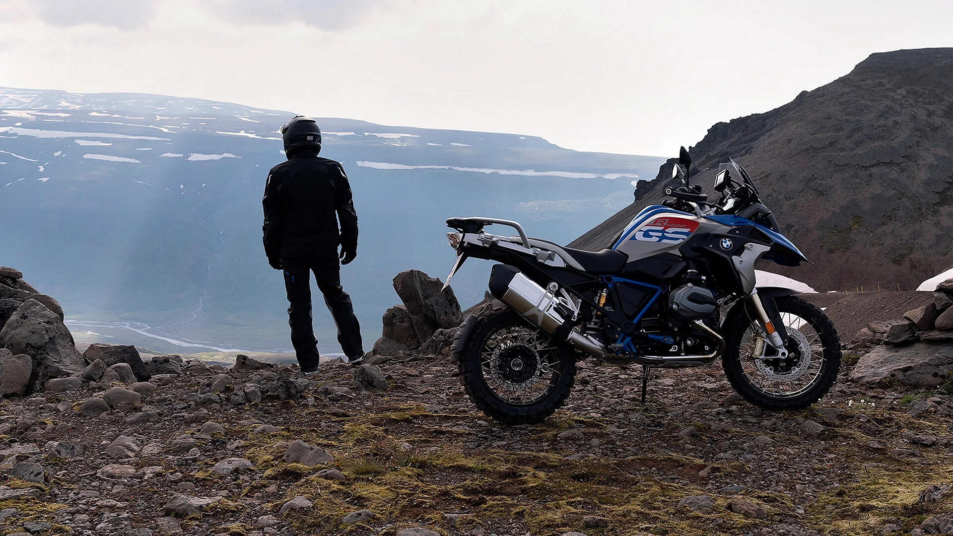 Bmw R1200gs Adventure Front Wallpaper