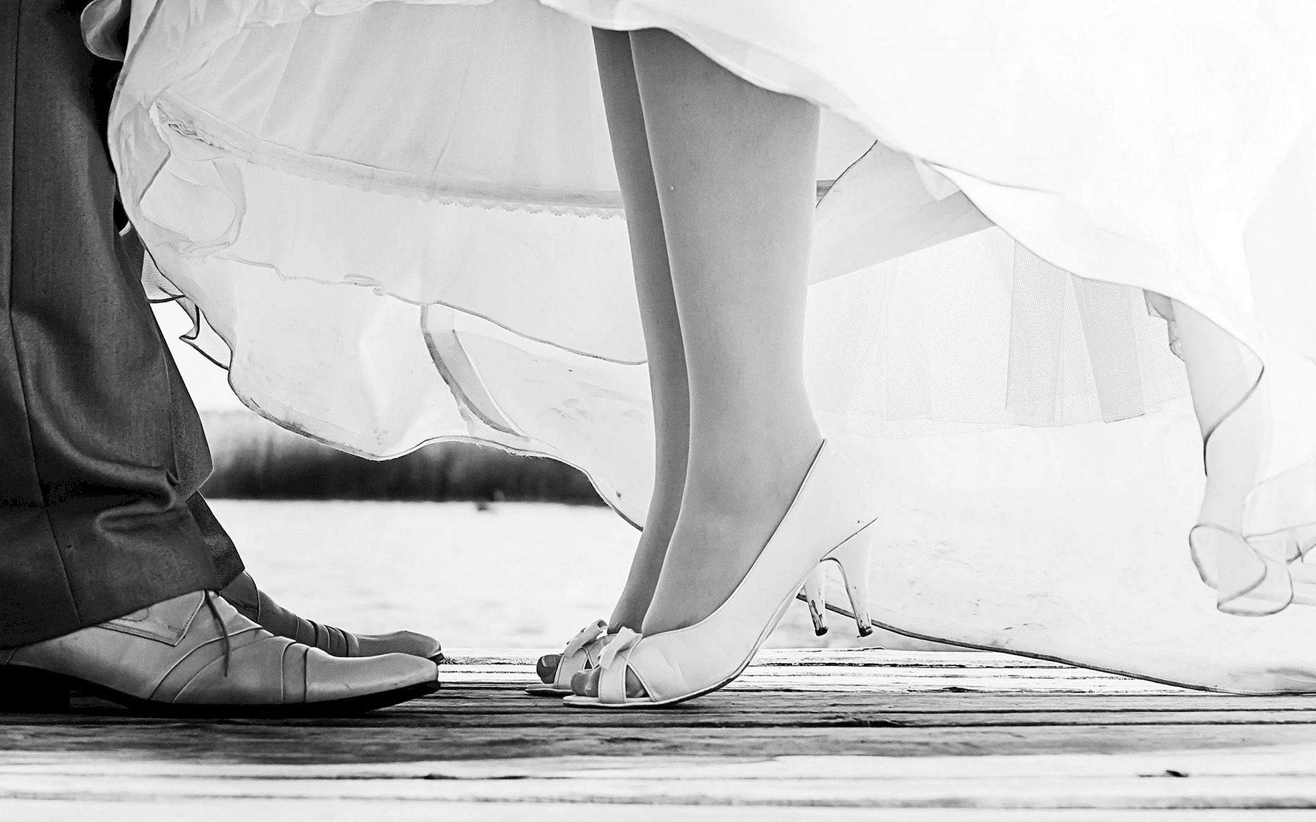 Bride Black and White Wallpaper