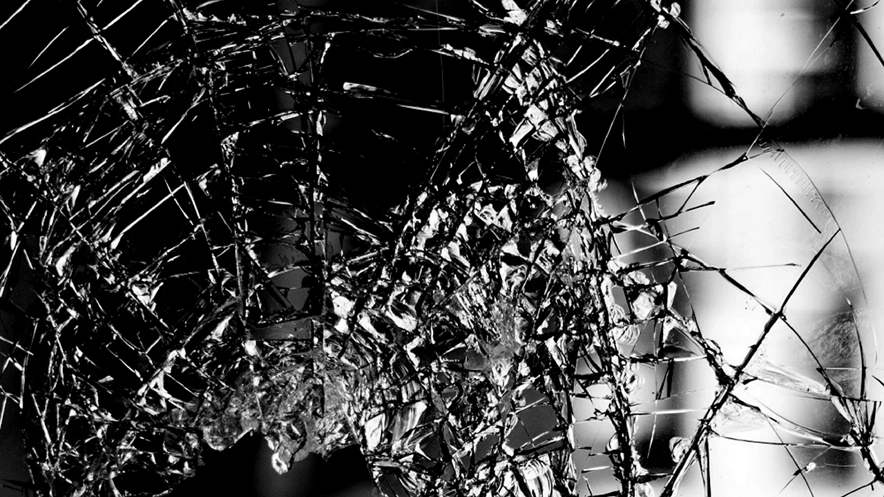 Broken Glass Wallpaper