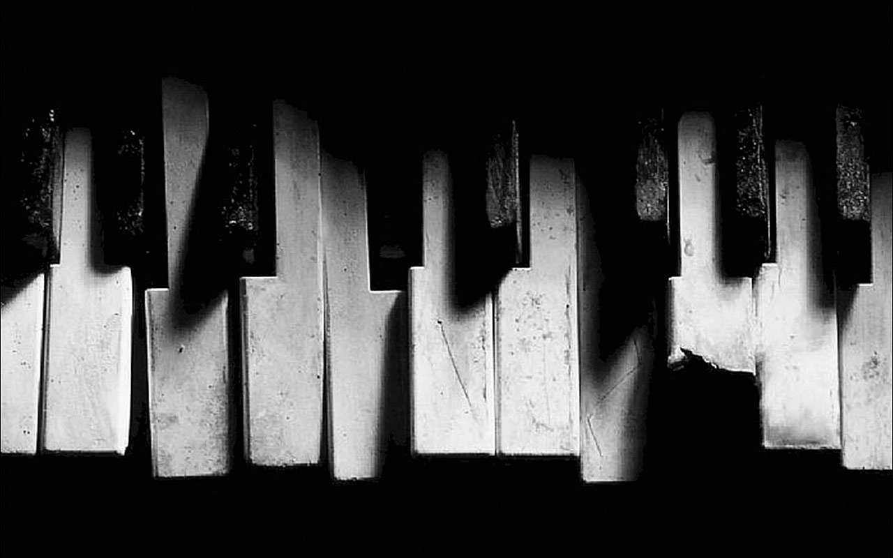 Broken Piano Wallpaper