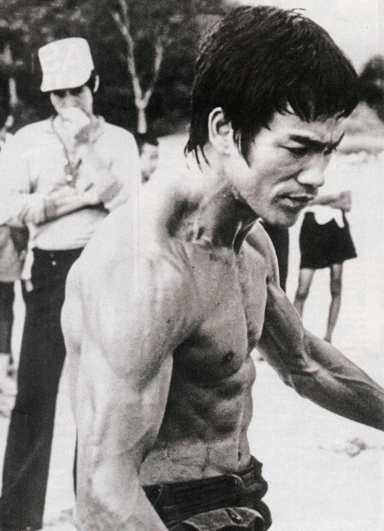 Bruce Lee Body Wallpaper For iPhone