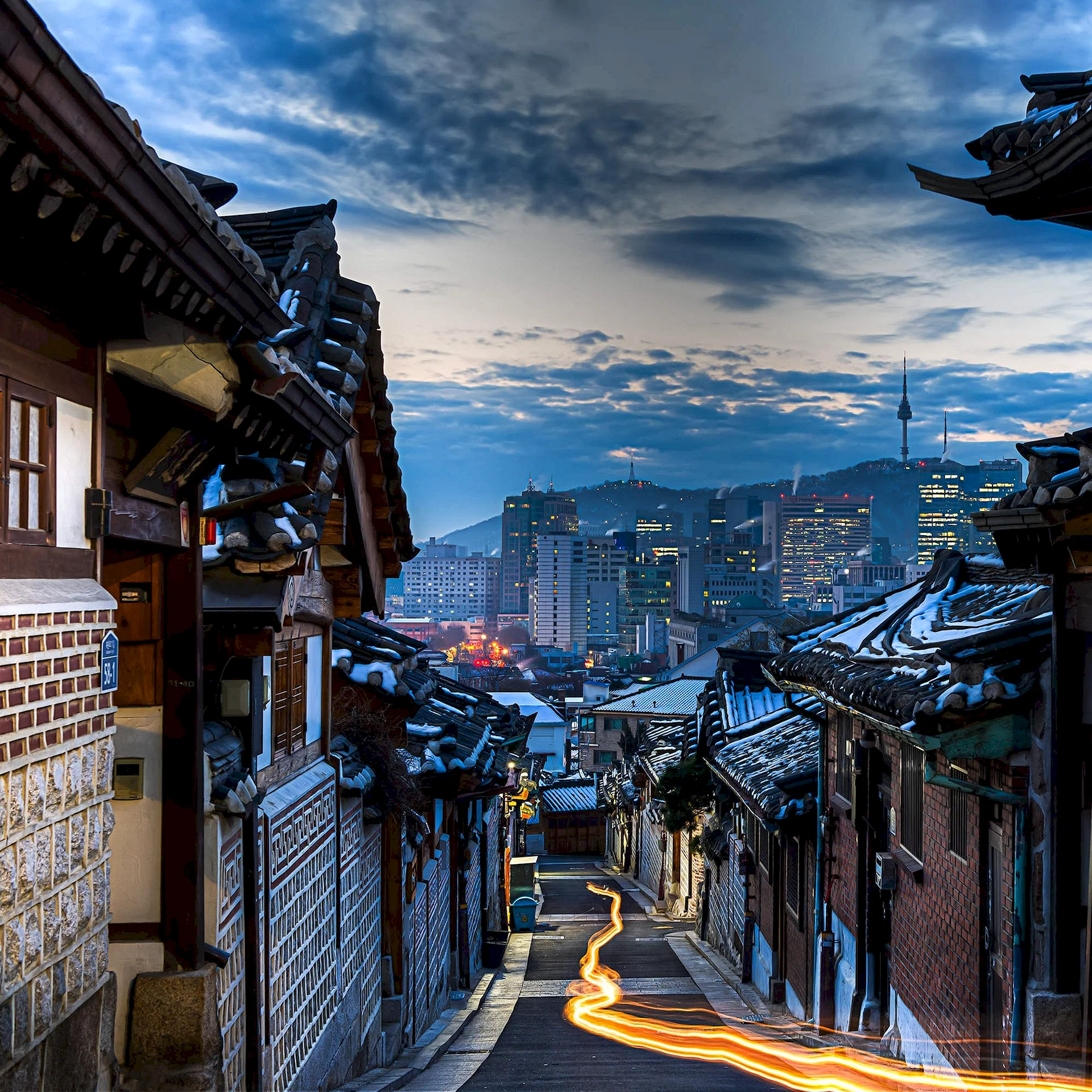 Bukchon Hanok Village Wallpaper