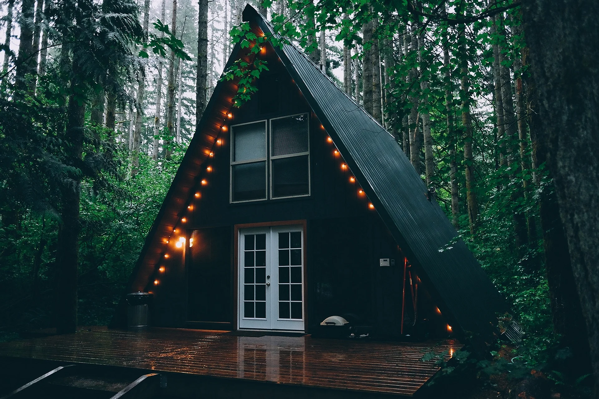 Cabin in the Forest Wallpaper