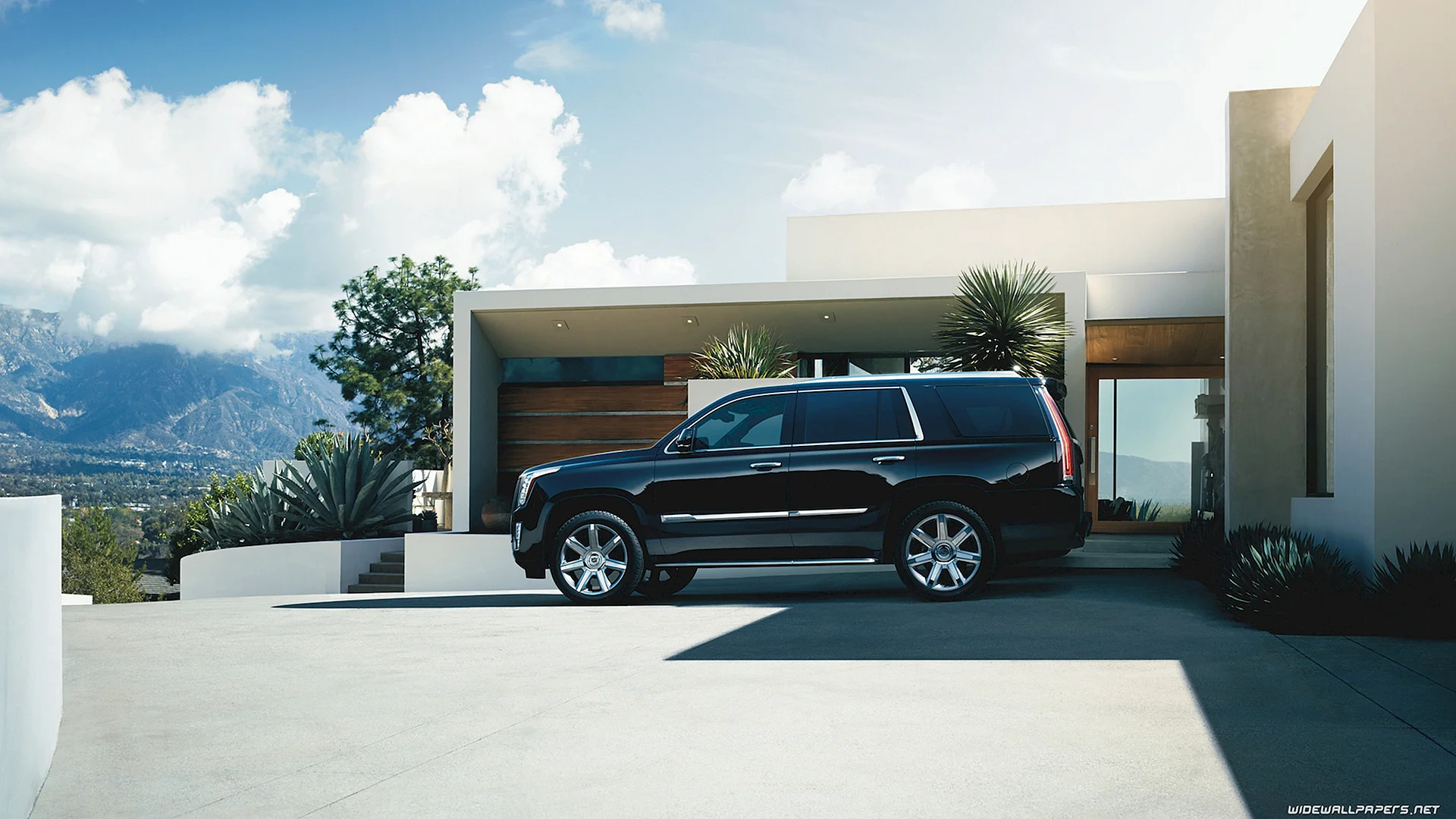 Cadillac Escalade SUV SUV 4 large Suitcase 3 carry-on Wallpaper