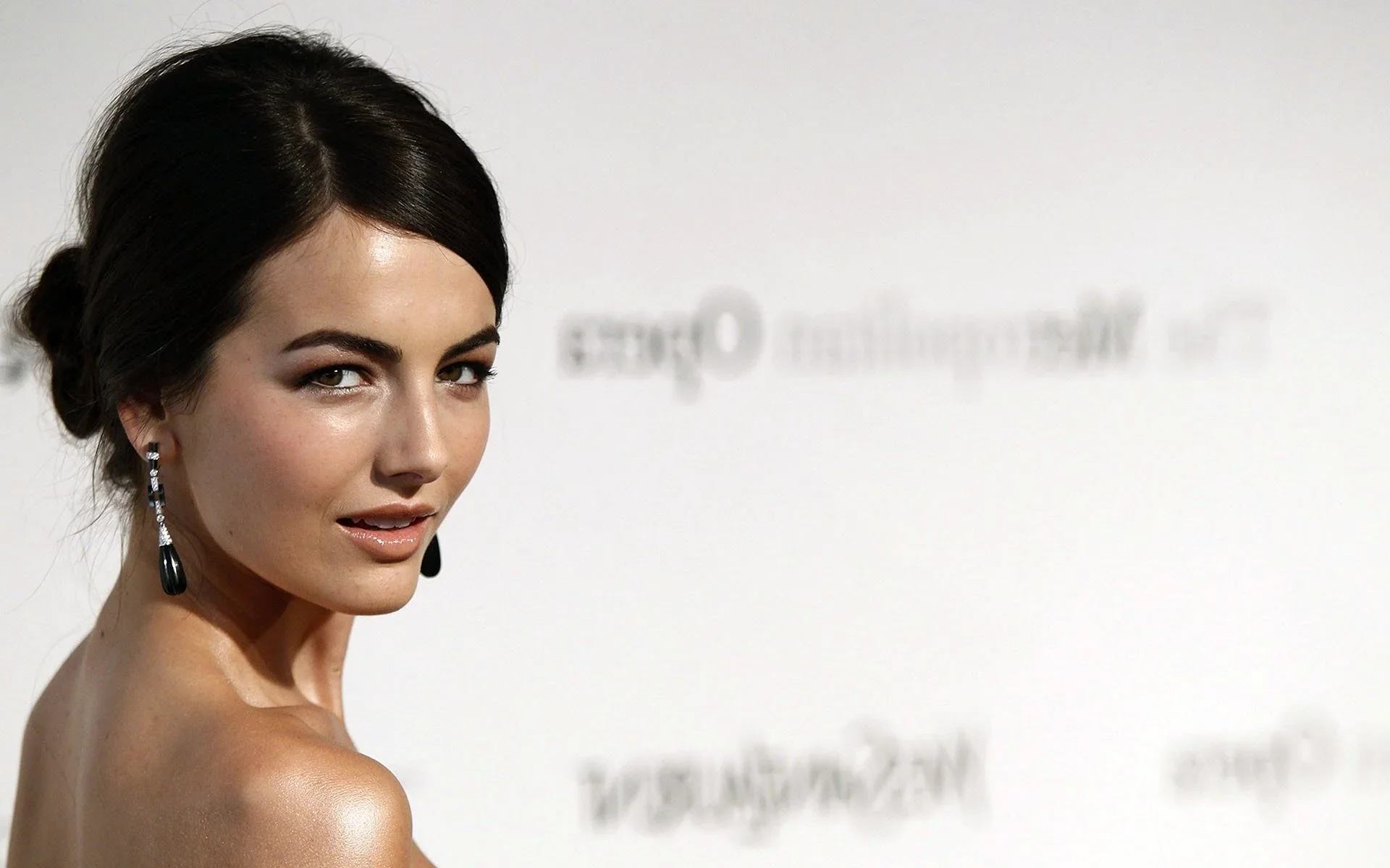 Camilla Belle 2020 Wallpaper