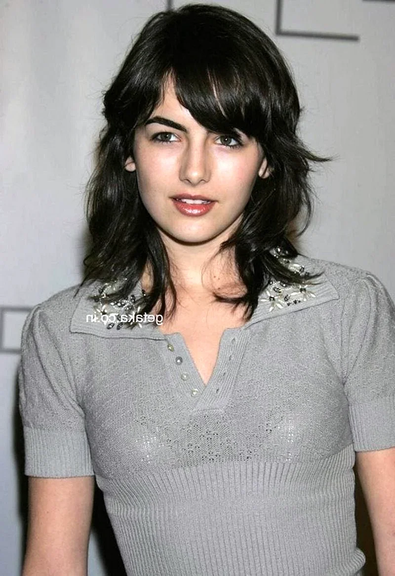 Camilla Belle Routh Wallpaper