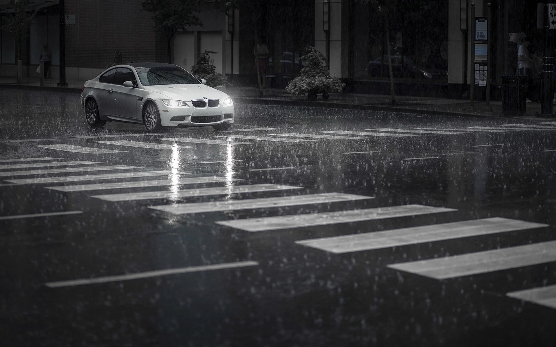 Car in Rain Wallpaper