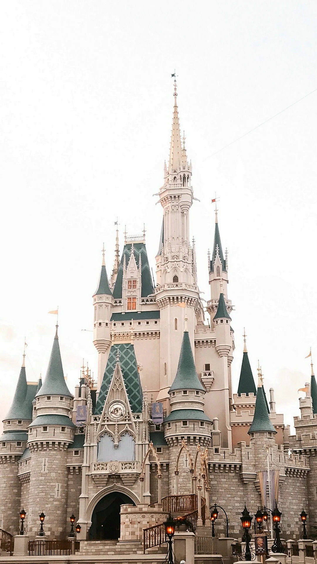 Castelo Da Disney Wallpaper For iPhone