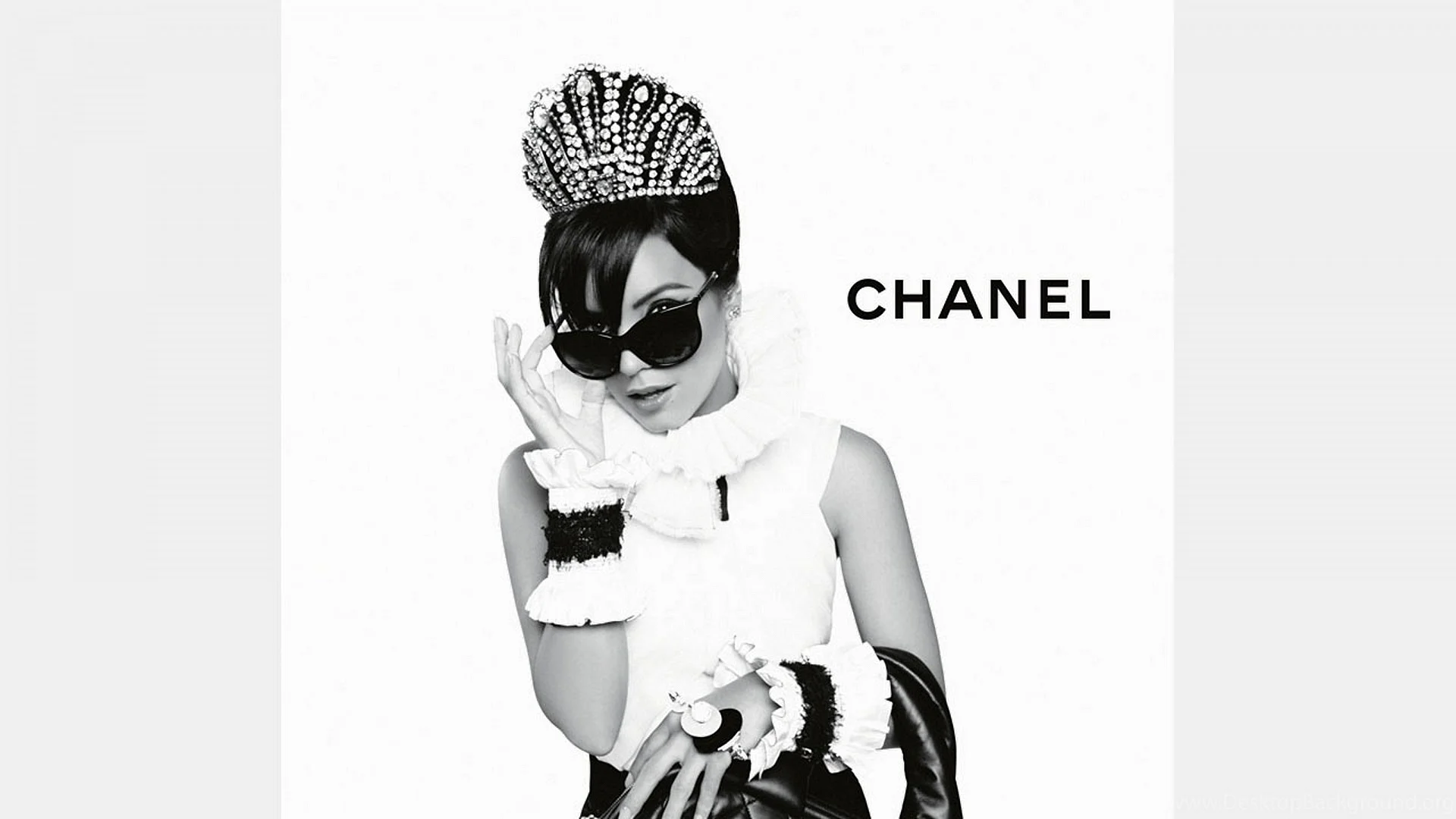 Chanel Wallpaper