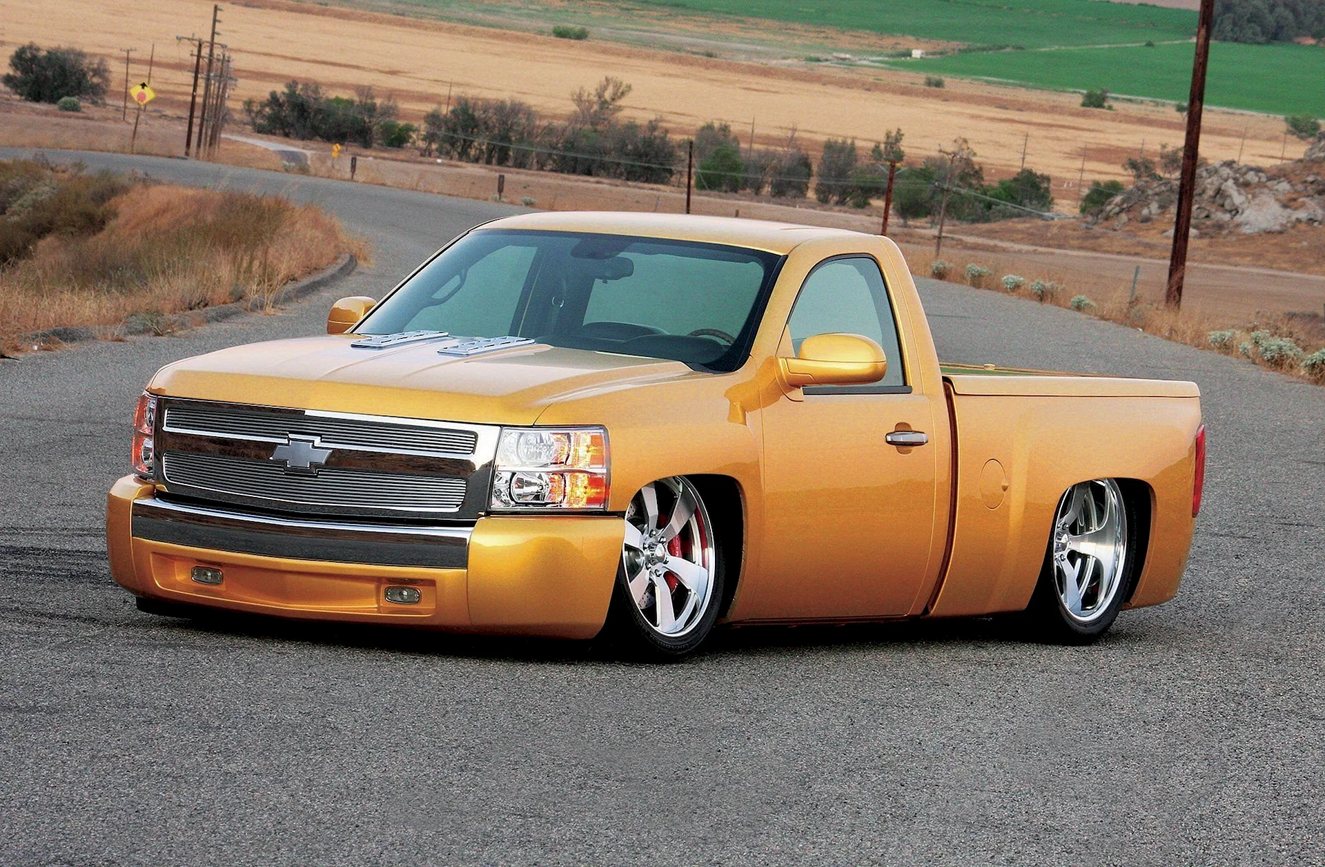 Chevrolet Silverado Slammed Wallpaper