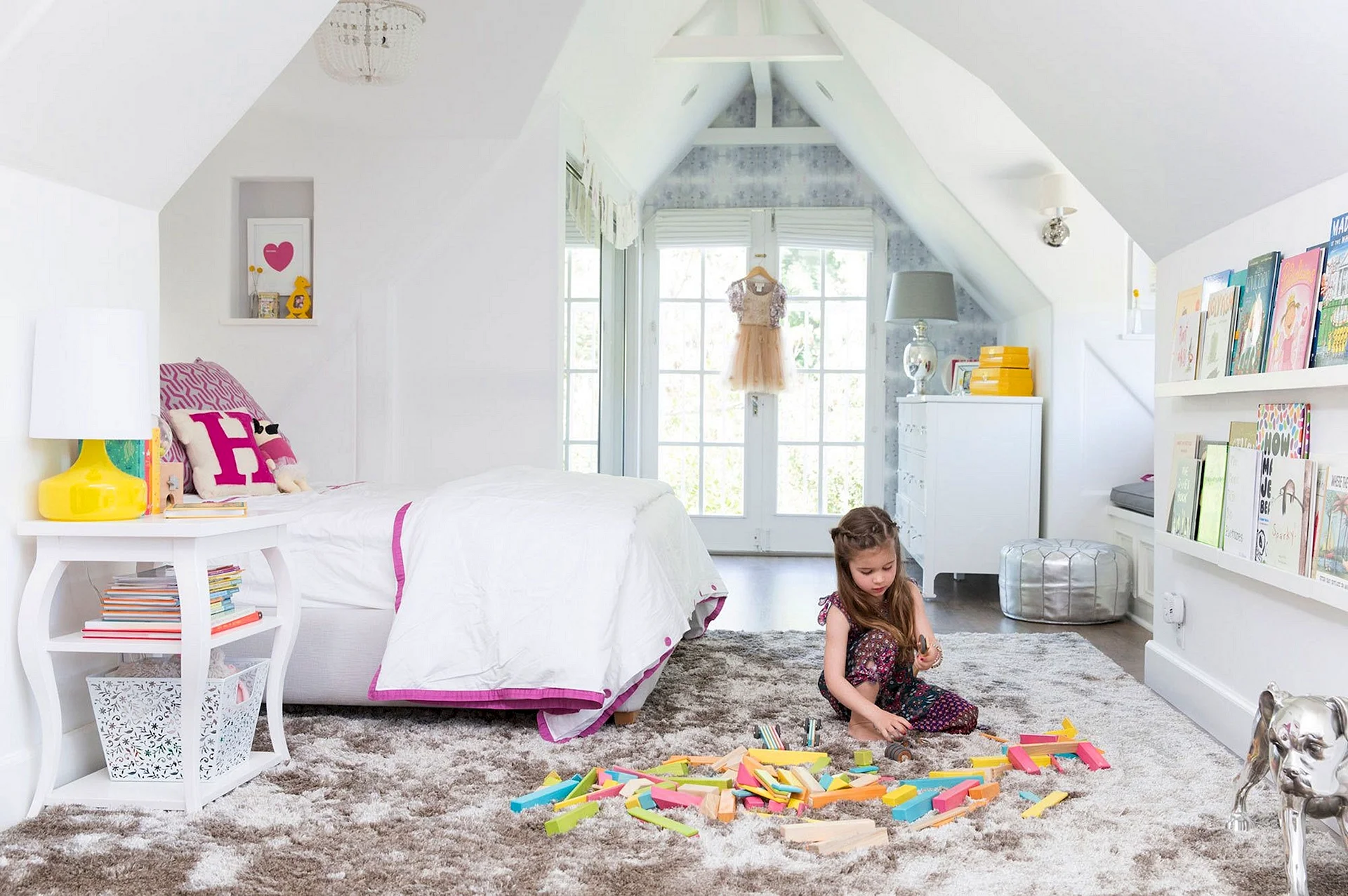 Child In Living Room Wallpaper