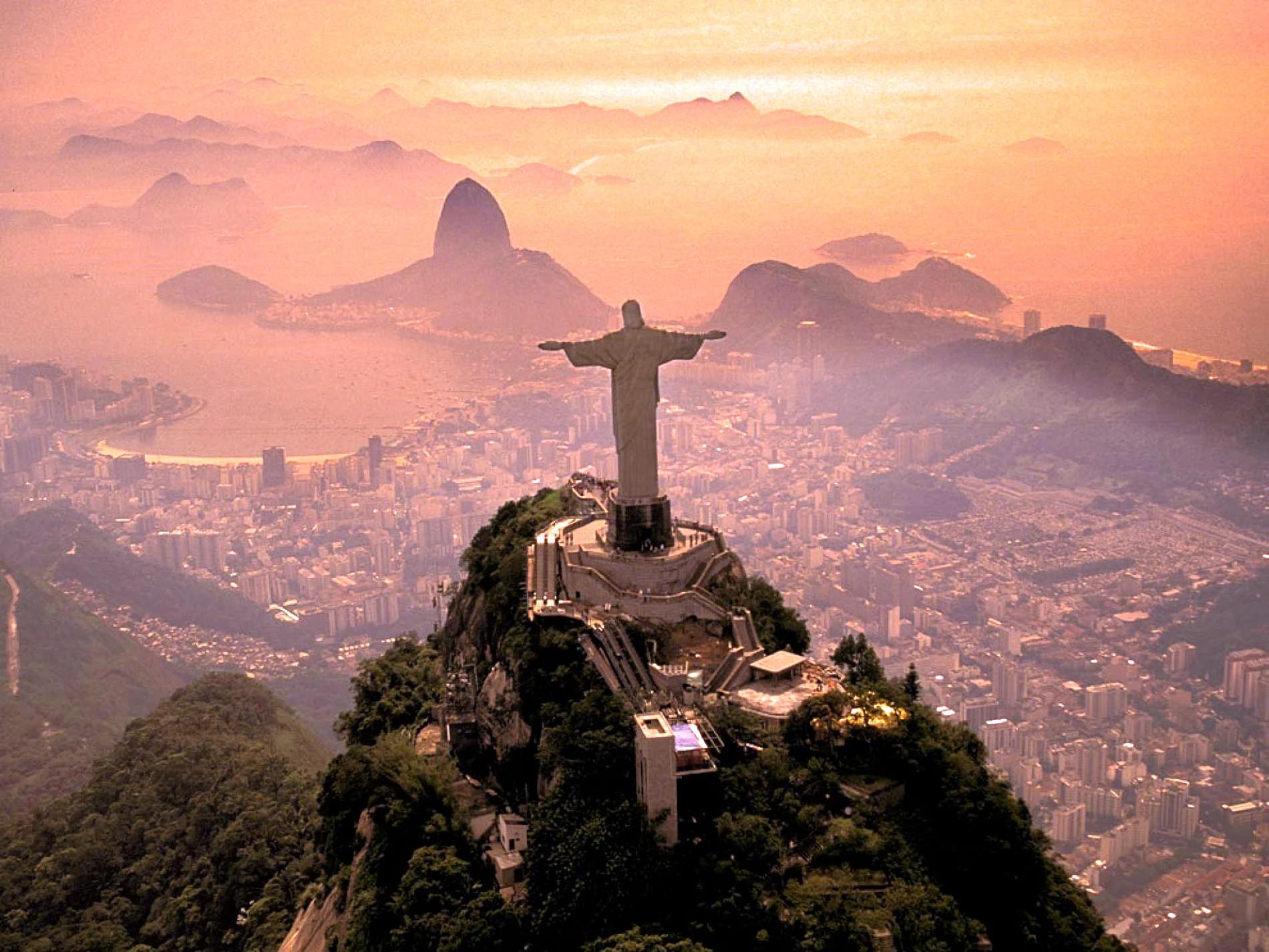 Christ The Redeemer Rio De Janeiro Wallpaper