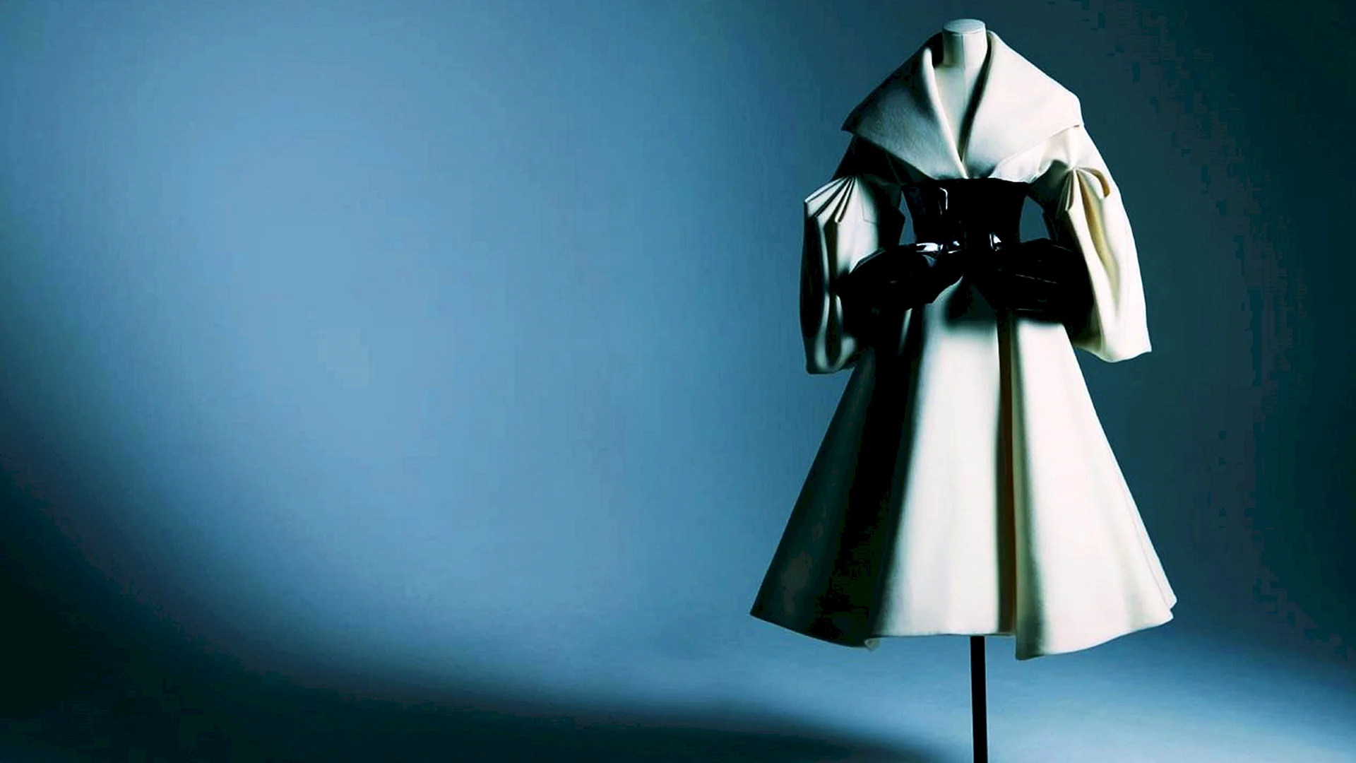 Christian Dior Wallpaper