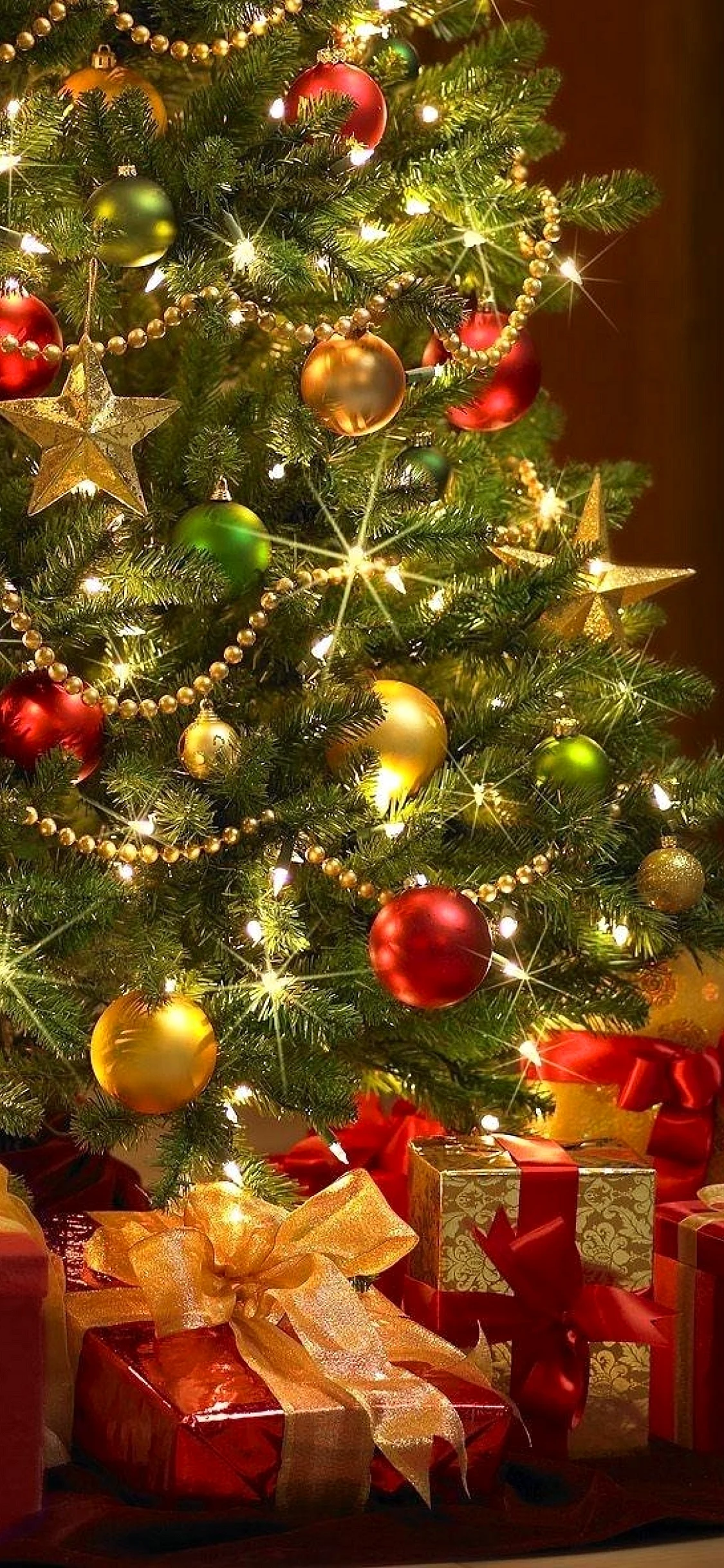 Christmas Tree Wallpaper For iPhone