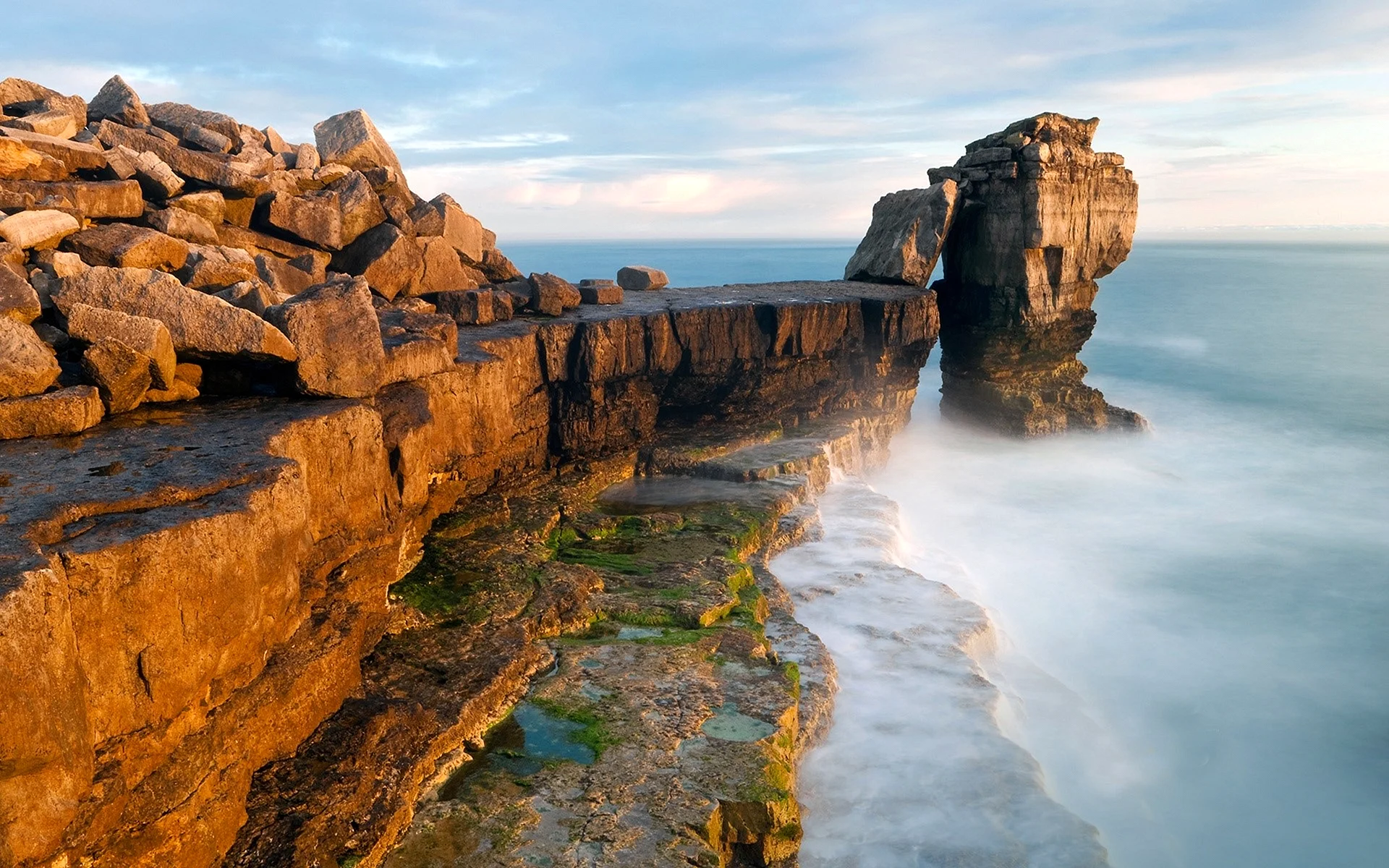 Cliff Wallpaper