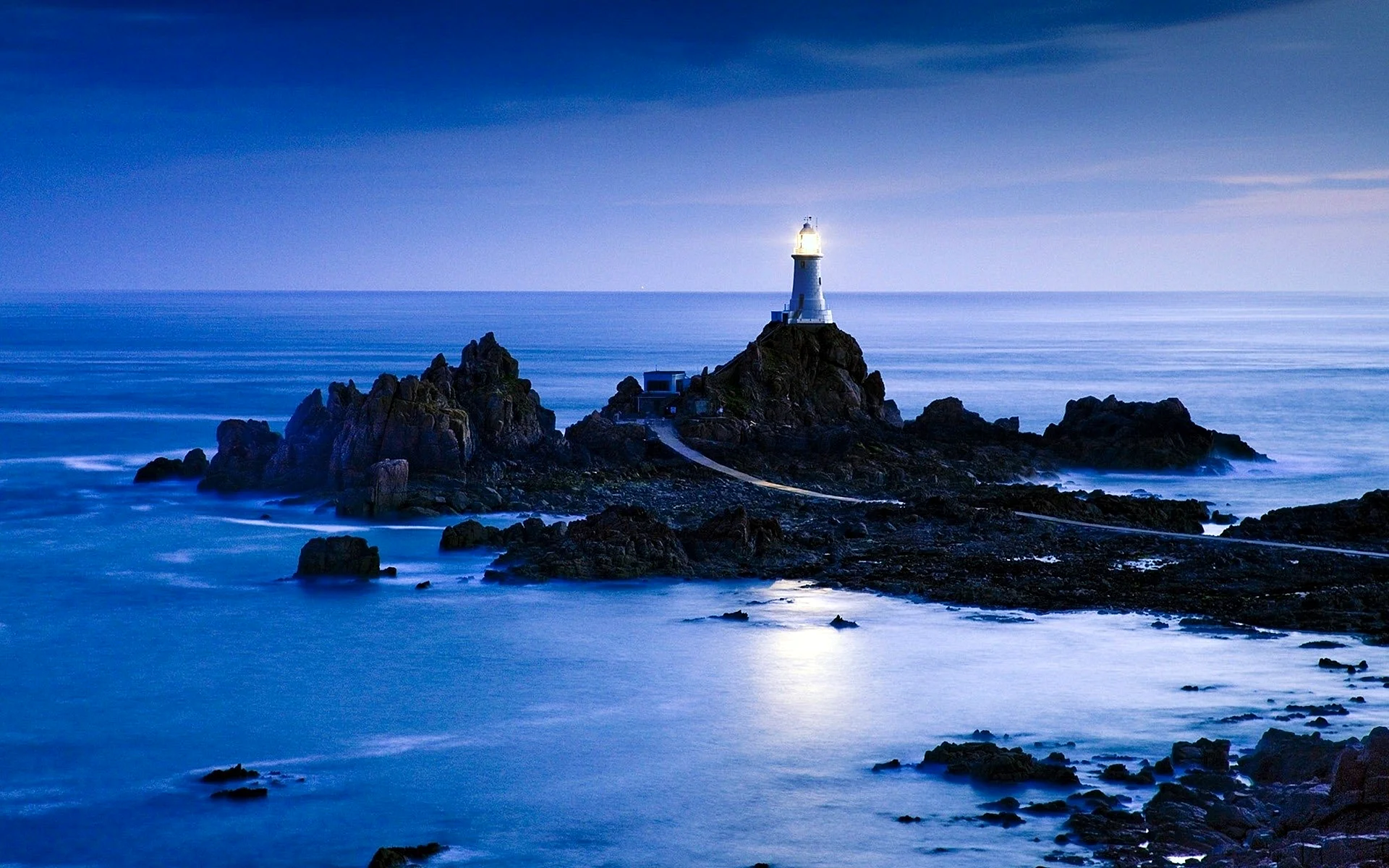 Cliff Lighthouse Night Wallpaper