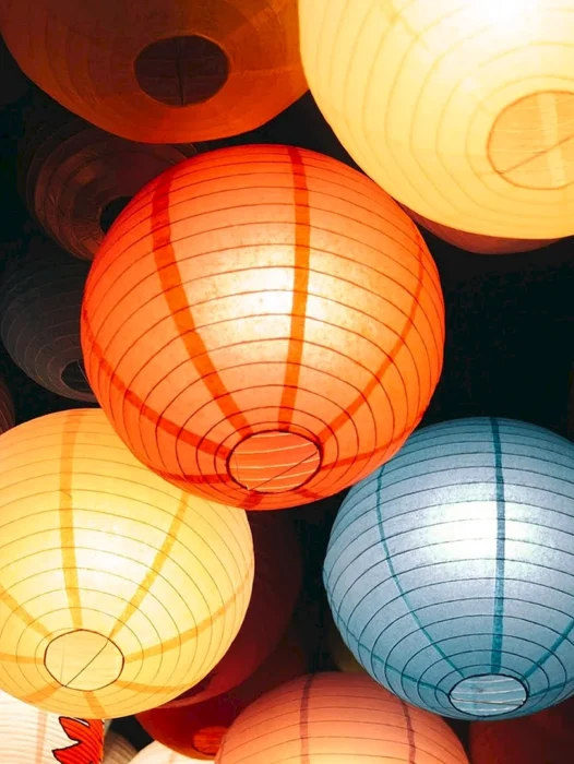 Colorful Lanterns Wallpaper