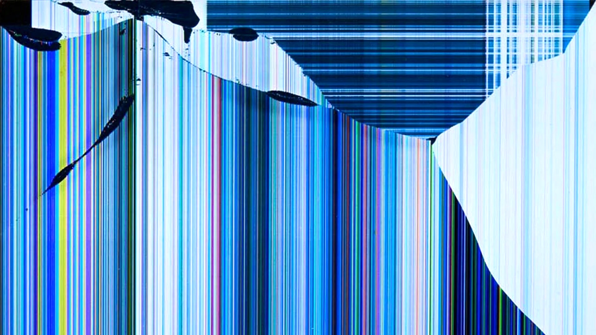 Computer Screen broken Wallpaper