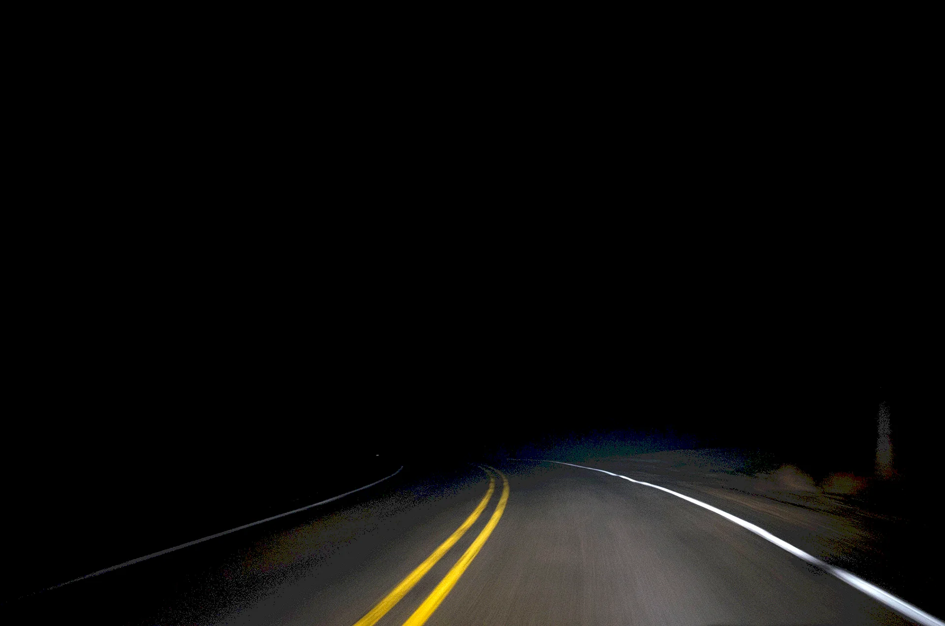 Dark Night Road Wallpaper
