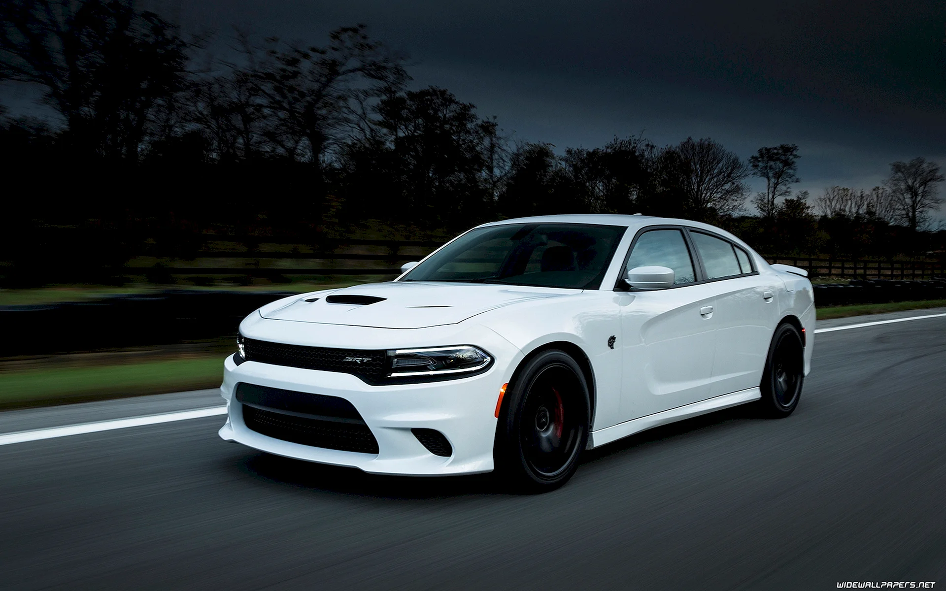 Dodge Charger Hellcat Wallpaper