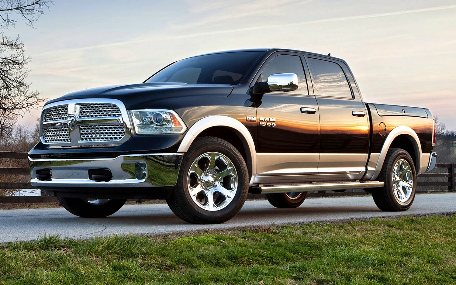 Dodge Ram 1500 Crew Cab Wallpaper