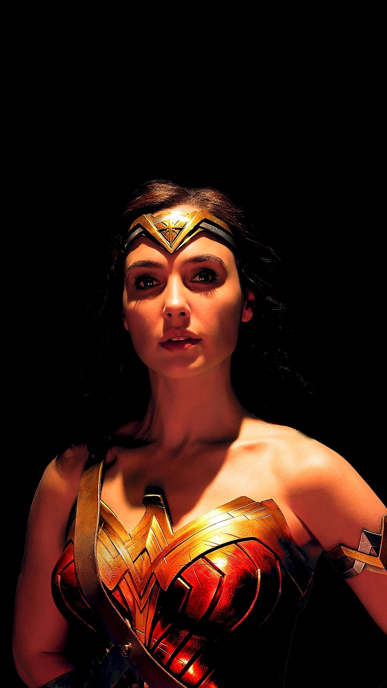 Download Wonder Woman Wallpaper For iPhone