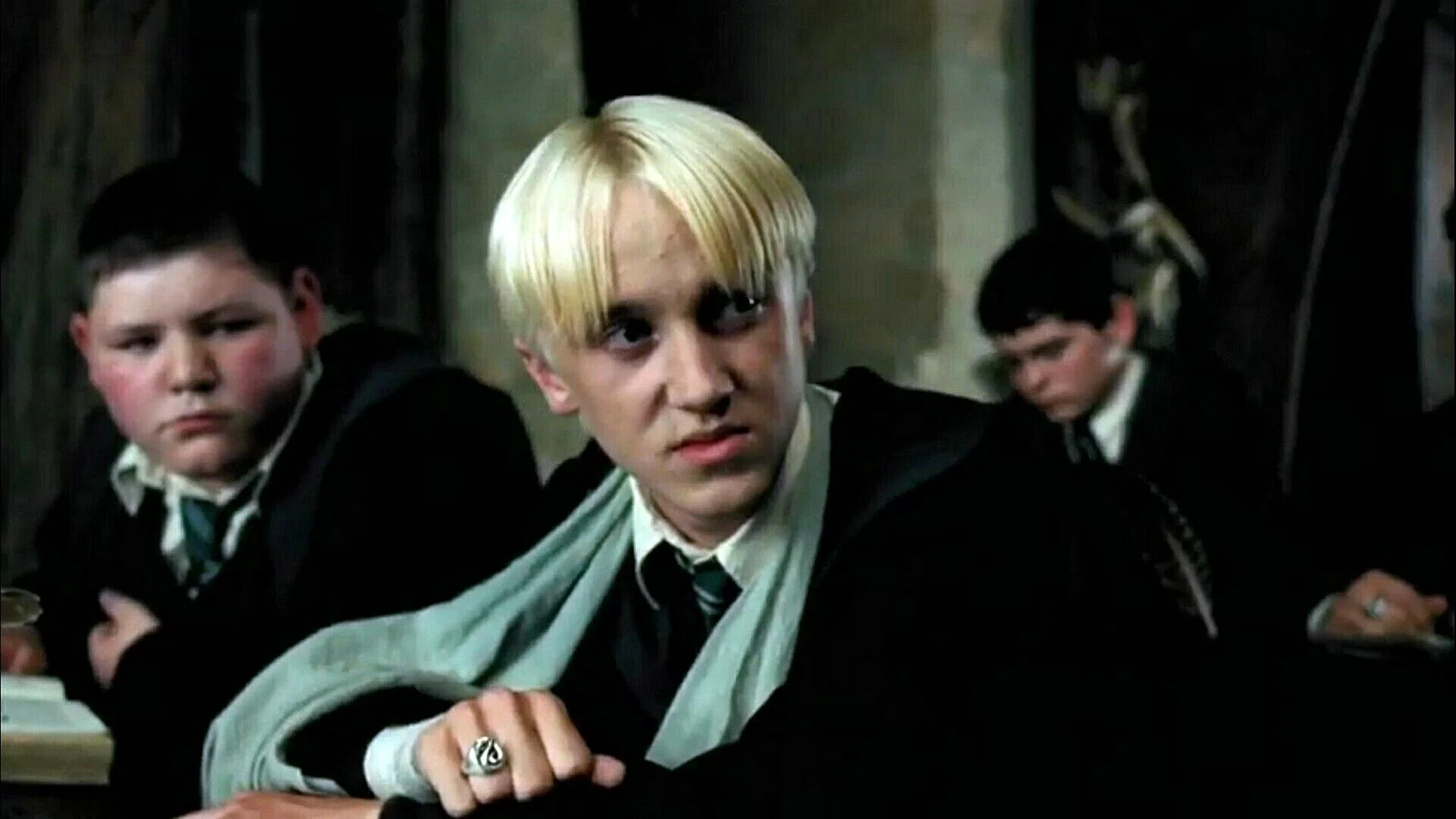 Draco Malfoy And Harry Potter Wallpaper