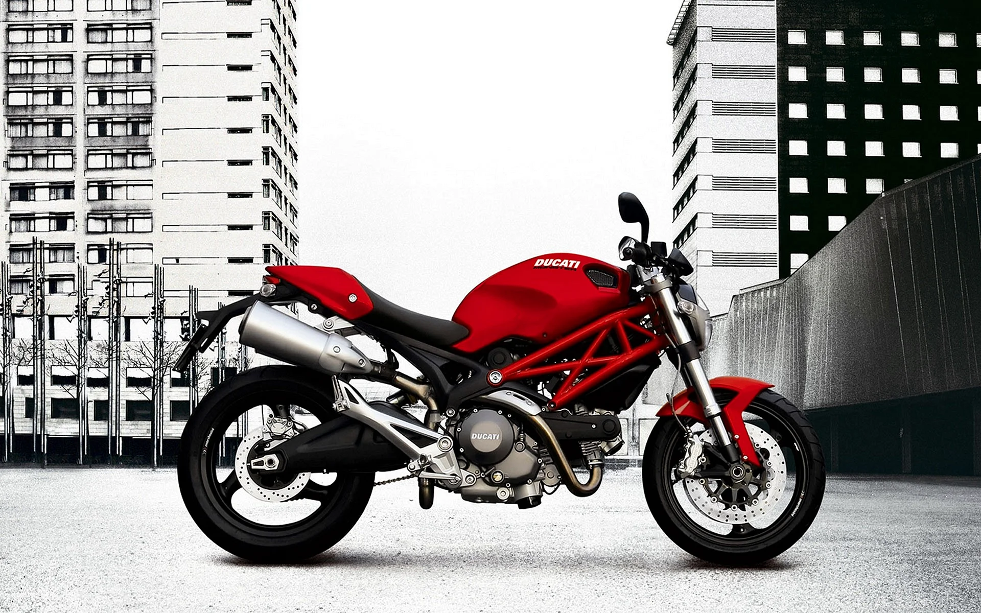 Ducati Monster 696 Wallpaper