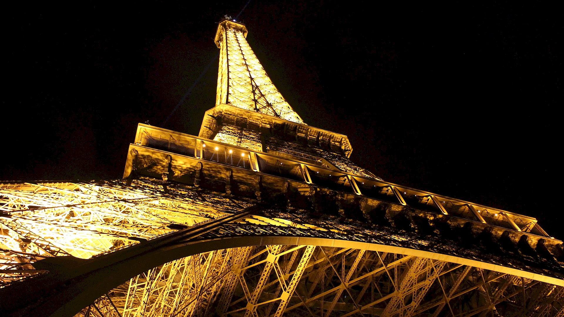 Eiffel Tower 4k Wallpaper