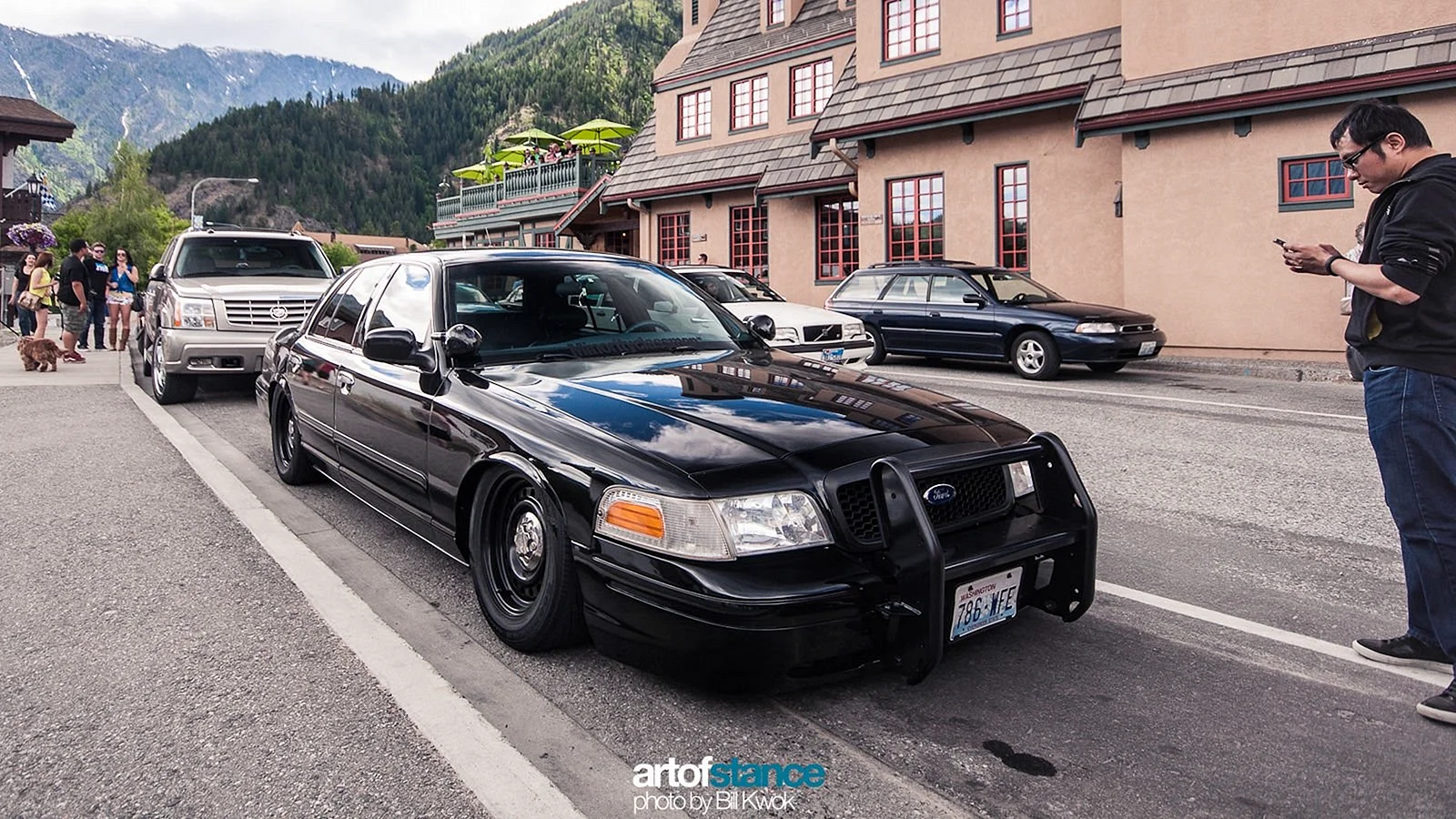Ford Crown Victoria Stance Wallpaper