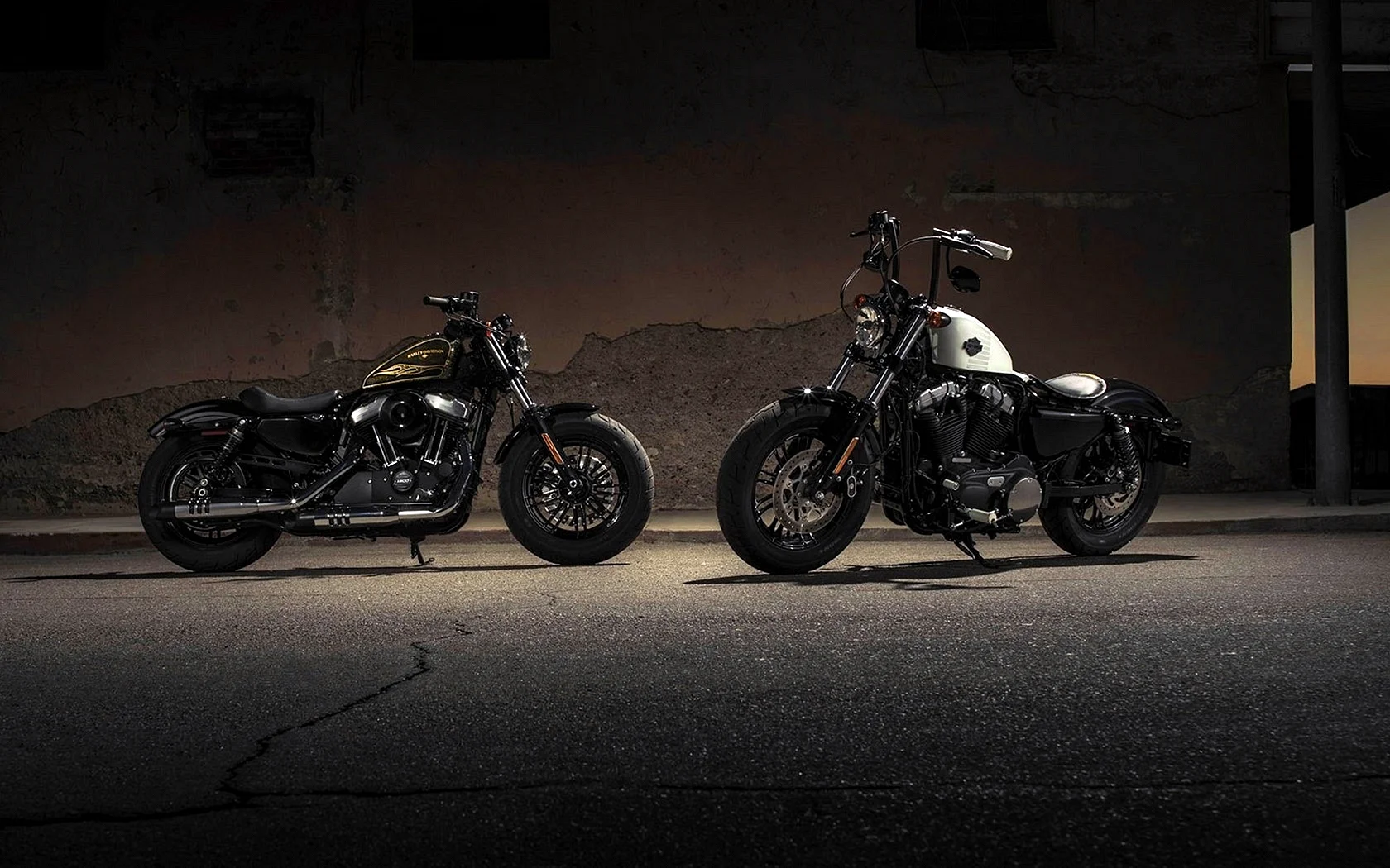 Forty-Eight 2017 Harley-Davidson Wallpaper