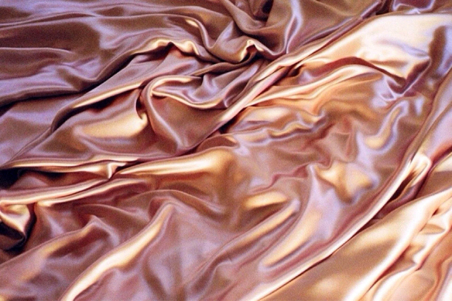 Gold Silk Wallpaper