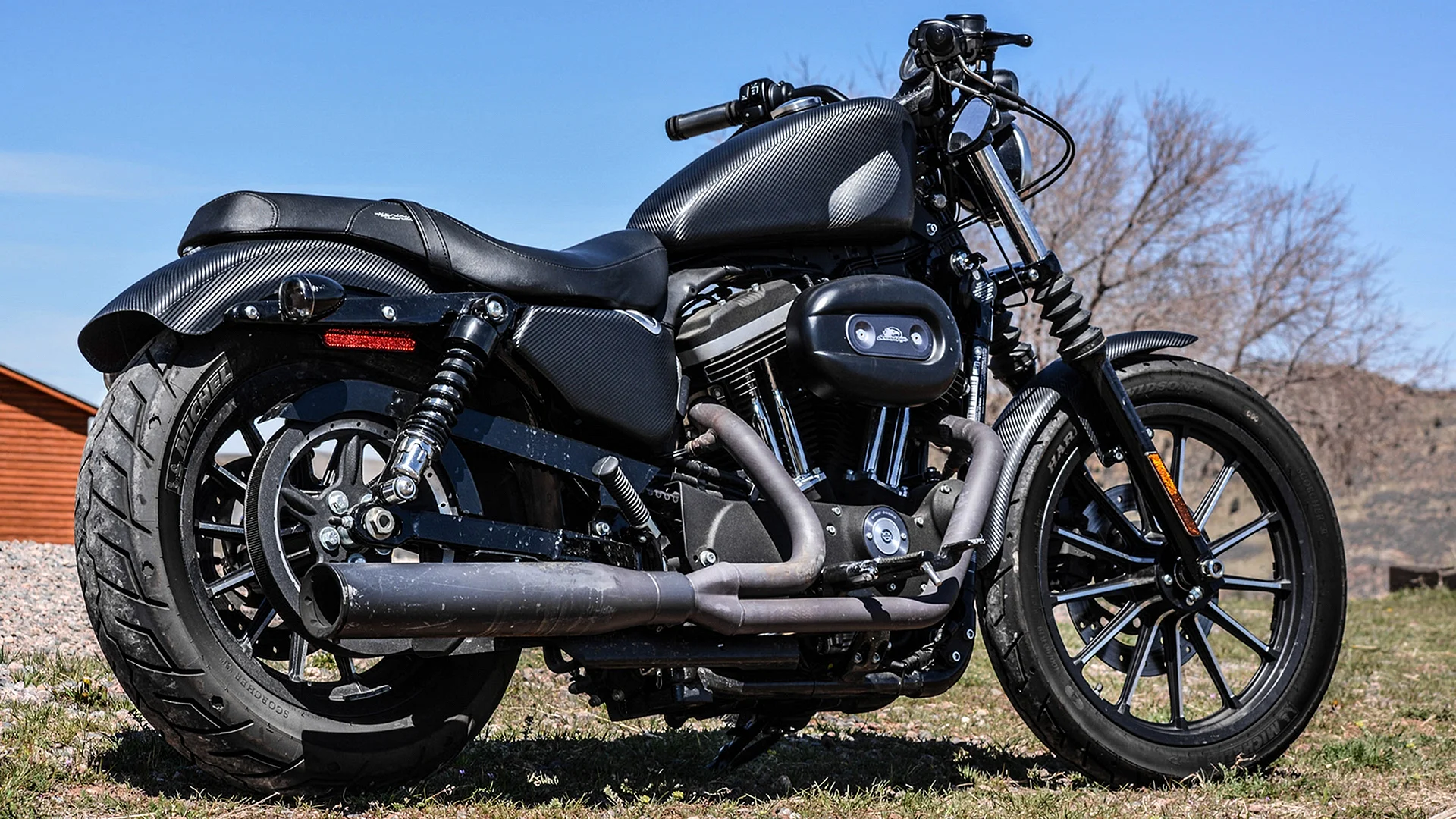 Harley Davidson Iron 883 Wallpaper