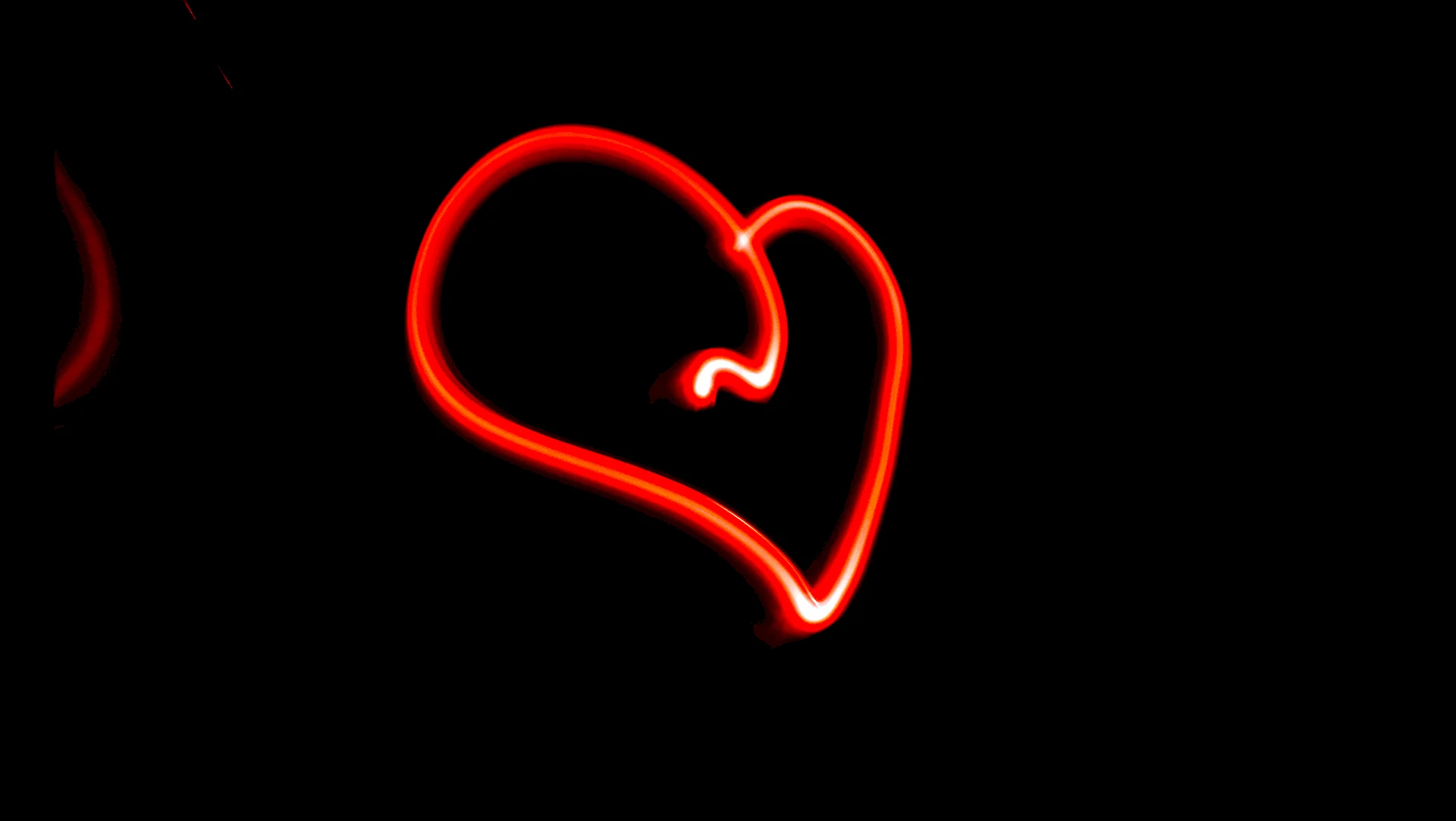 Heart Black and Red Wallpaper