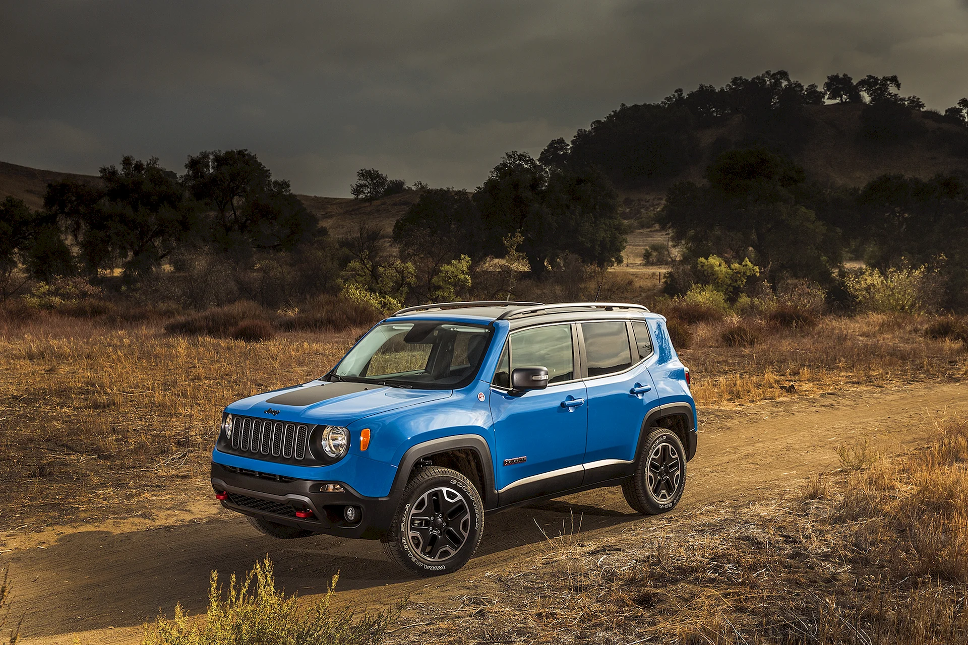 Jeep Renegade 2015 Wallpaper